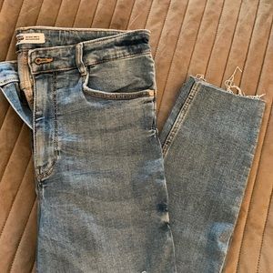 Zara jeans,size-10, stretchy, ripped-skinny
